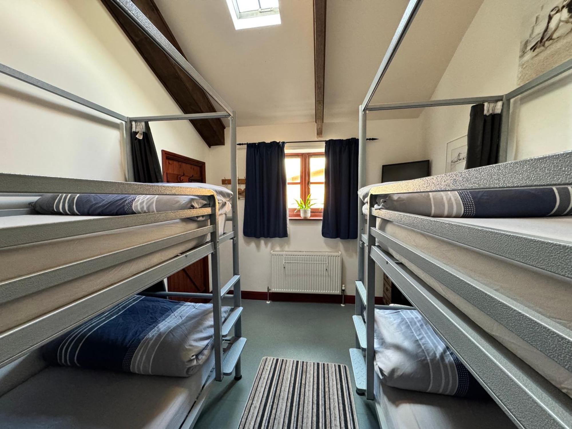Lands End Hostel And B&B Sennen Ngoại thất bức ảnh